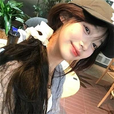 女性枷锁